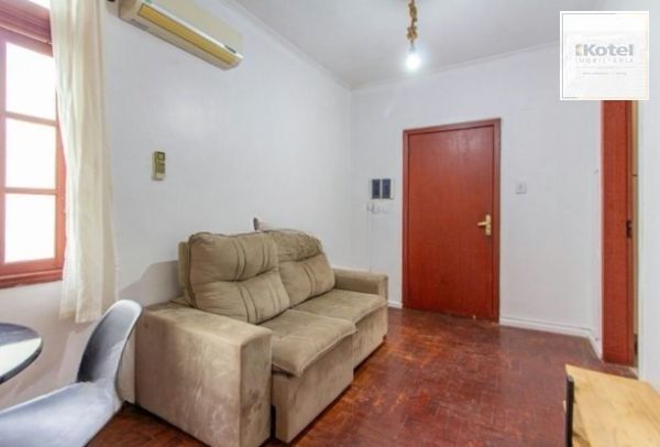 Apartamento no Centro de 1 dormitório mobiliado e DESOCUPADO — foto 3