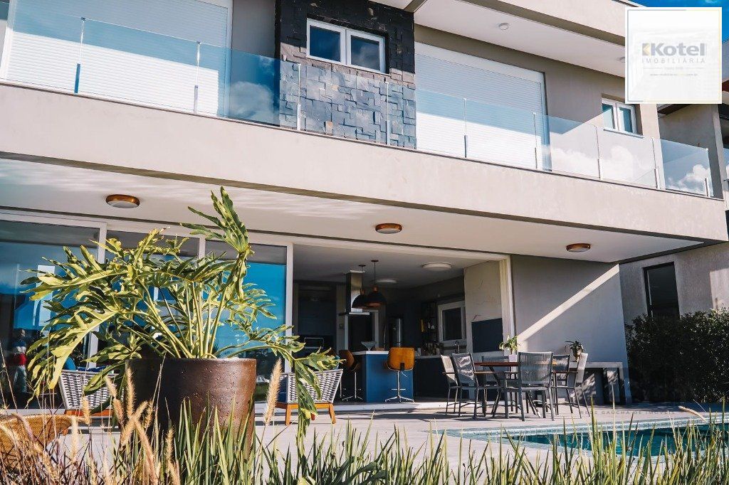 Casa de Condomínio 5 quartos à venda, 363m², Centro - Xangri-Lá