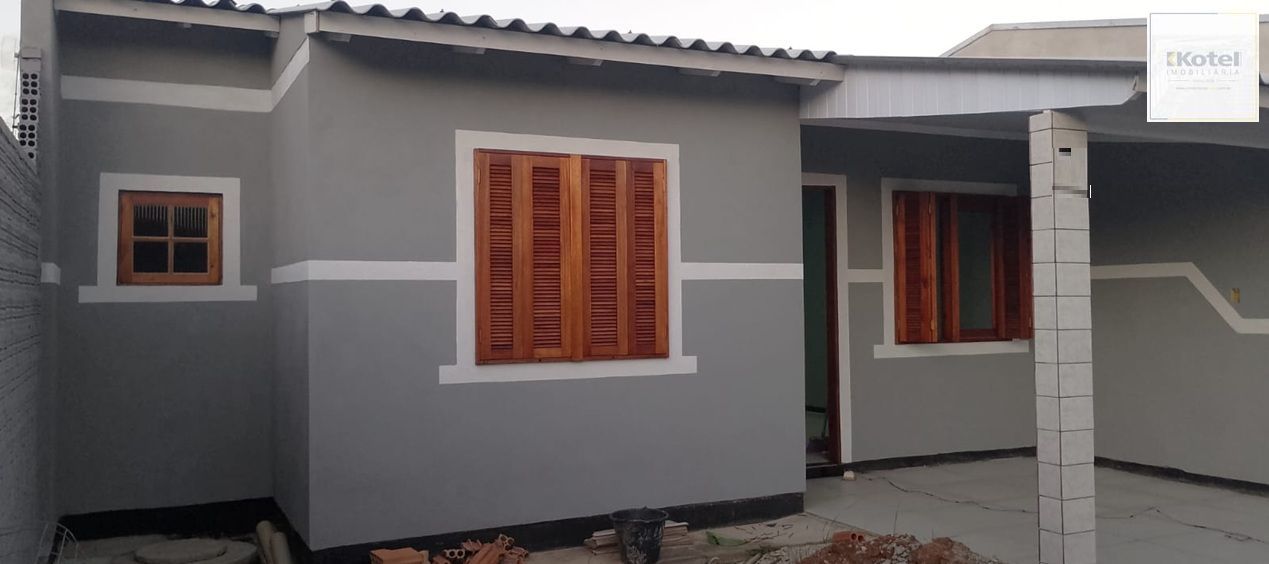 Casa em Canoas - Mato Grande de 3 dormitórios e 2 vagas DESOCUPADA