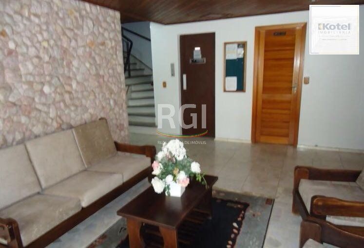 Cobertura para Venda - 255.99m², 5 dormitórios, sendo 1 suites, 2 vagas - Menino Deus