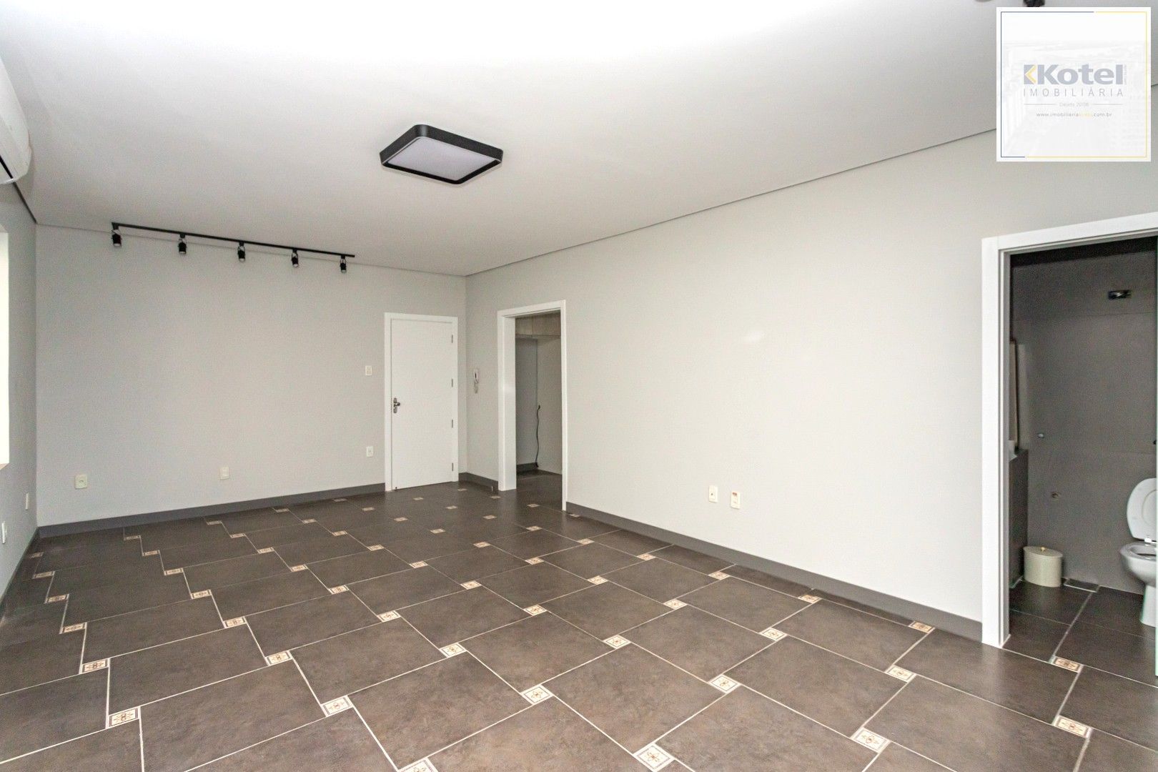 Apartamento no Bom Fim de 2 dormitórios DESOCUPADO — foto 5