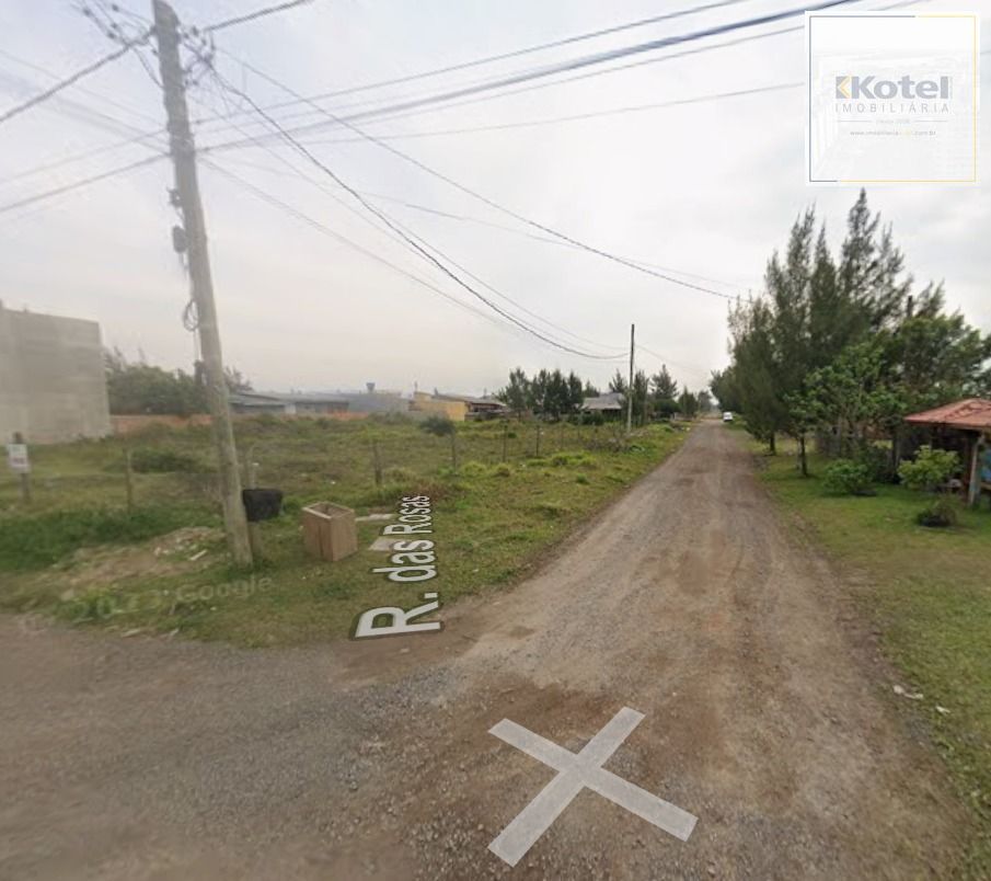 Terreno em Capão Novo com 300m² a 2 quadras do mar