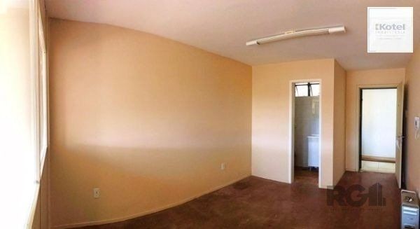 Sala / Conjunto comercial no Partenon com 32m² DESOCUPADA