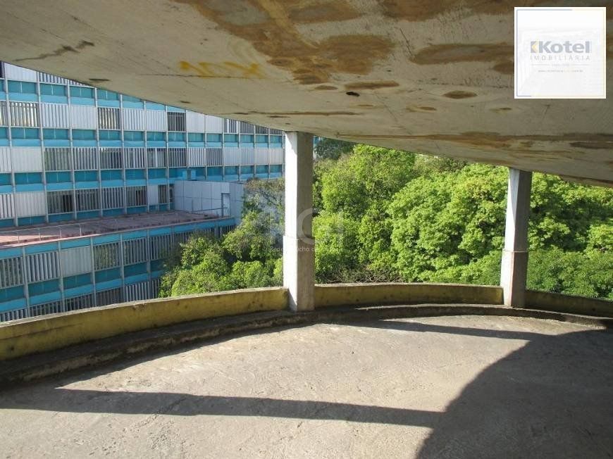Box de garagem no Edifício Gigante no Centro — foto 5