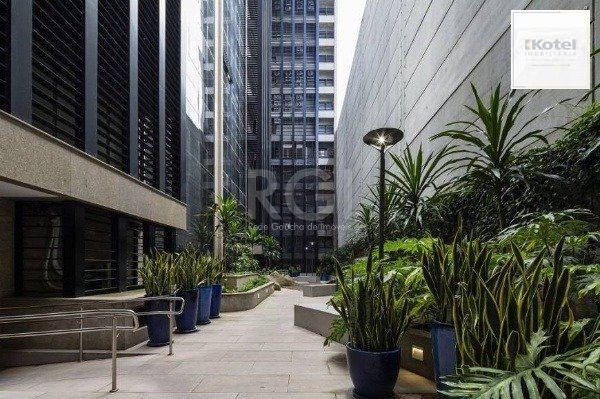 sala comercial no bairro Praia de Belas - andar alto