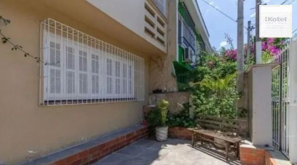 Apartamento no bairro Rio Branco de 2 dormitórios