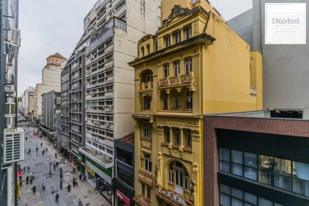 Sala Comercial à venda, 71m², Centro Histórico - Porto Alegre