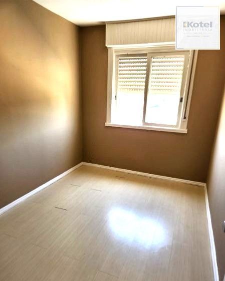 Apartamento no Menino Deus de 2 dormitórios DESOCUPADO