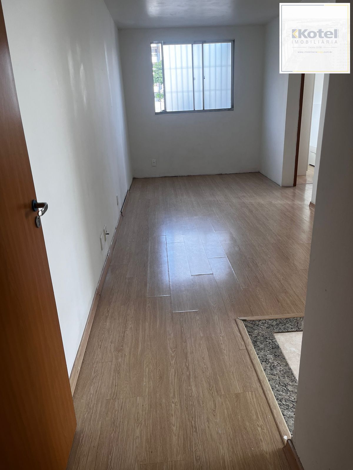 Apartamjento TÉRREO de 2 dormitórios vaga e infra DESOCUPADO — foto 2