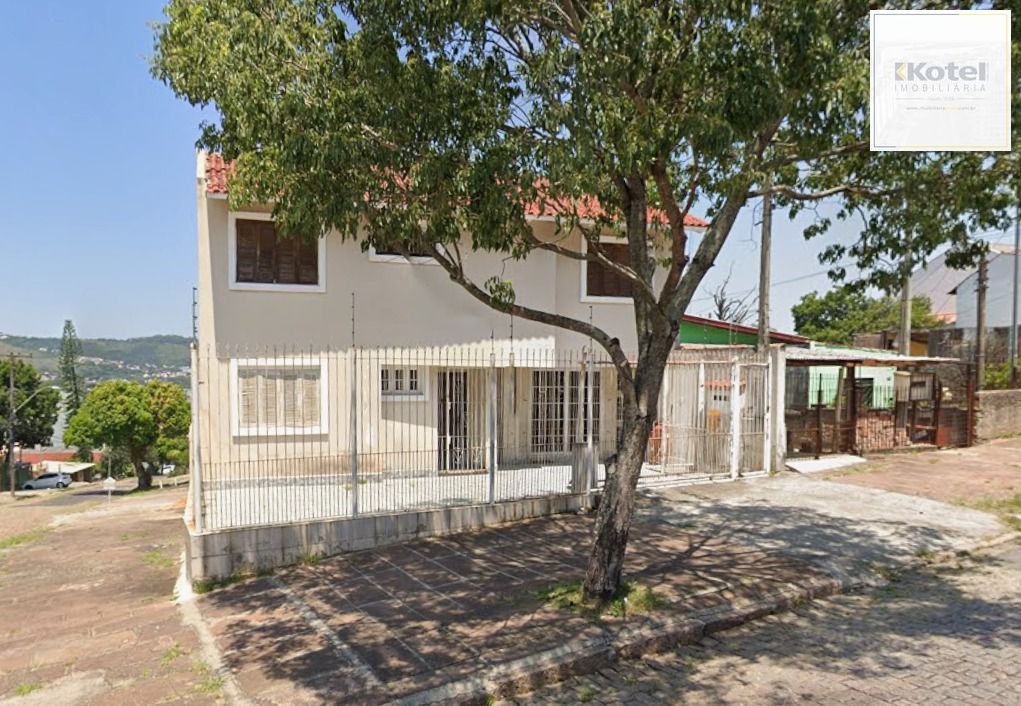 Casa sobrado no bairro Santo Antônio de 4 dormitórios e 2 vagas — foto 2