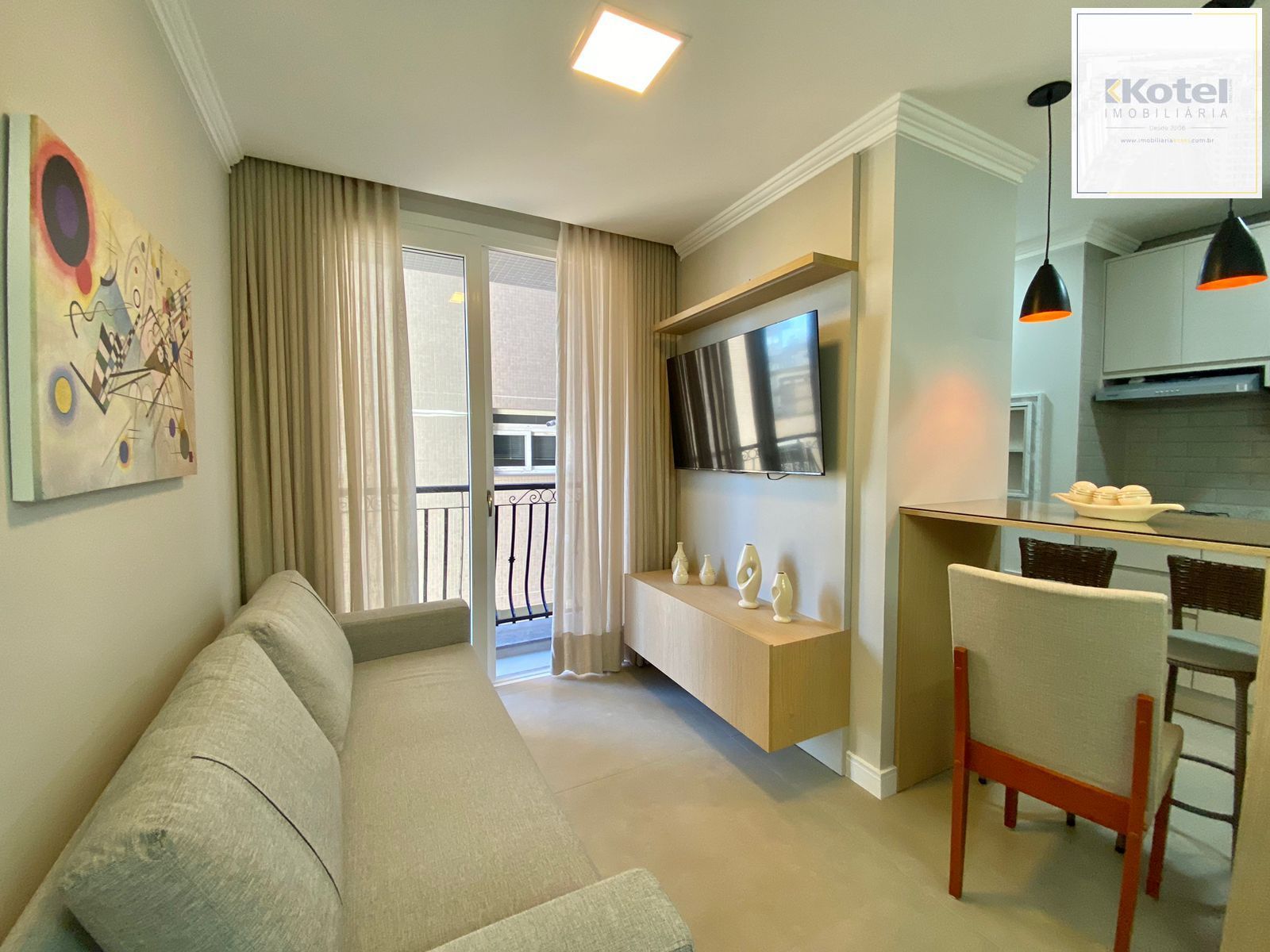 Apartamento NOVO em Capão da Canoa de 2 dormitórios e vaga