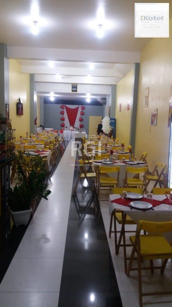 Casa Comercial para Venda - 360m², 0 dormitórios, Petrópolis — foto 4