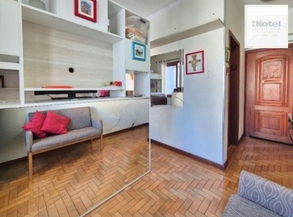 Apartamento JK no Centro REFORMADO