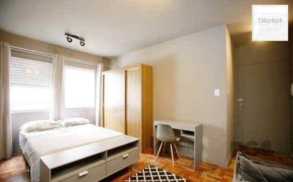 Apartamento JK no Menino Deus mobiliado DESOCUPADO