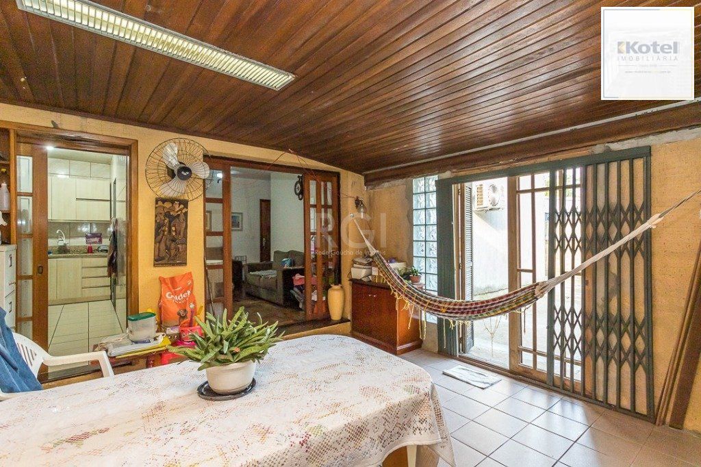 Apartamento para Venda - 65.61m², 2 dormitórios, Petrópolis — foto 3