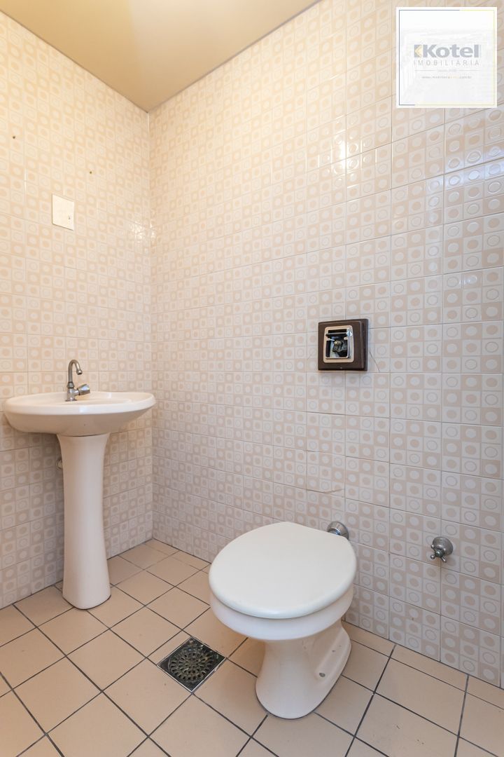 Sala Comercial com terraço