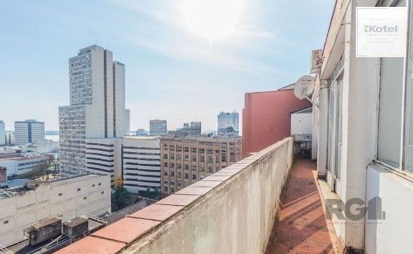 Apartamento no Centro de 3 dormitórios DESOCUPADO