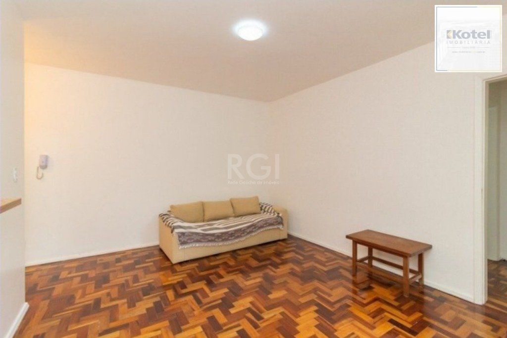 Apartamento no Petrópolis de 2 dormitórios — foto 2