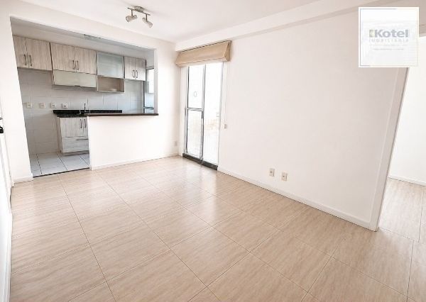 Apartamento no bairro Cristal de 2 dormitórios infra e vaga DESOCUPADO — foto 3