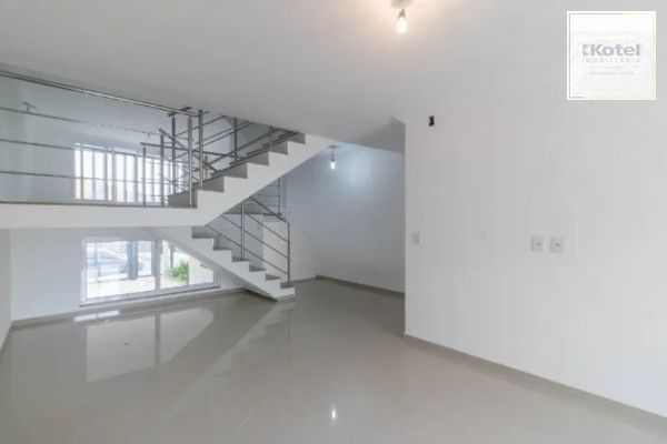 Casa sobrado para Venda de 3 dormitórios e 4 vagas no  Jardim Sabará — foto 5