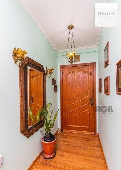 Apartamento no Passo D'areia de 3 dormitórios e vaga rotativa