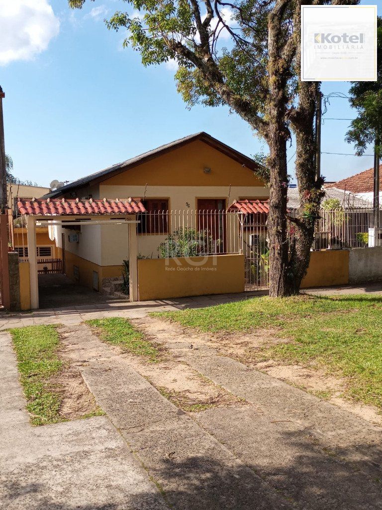 Casa para Venda - 200m², 4 dormitórios, 2 vagas - Vila Ipiranga