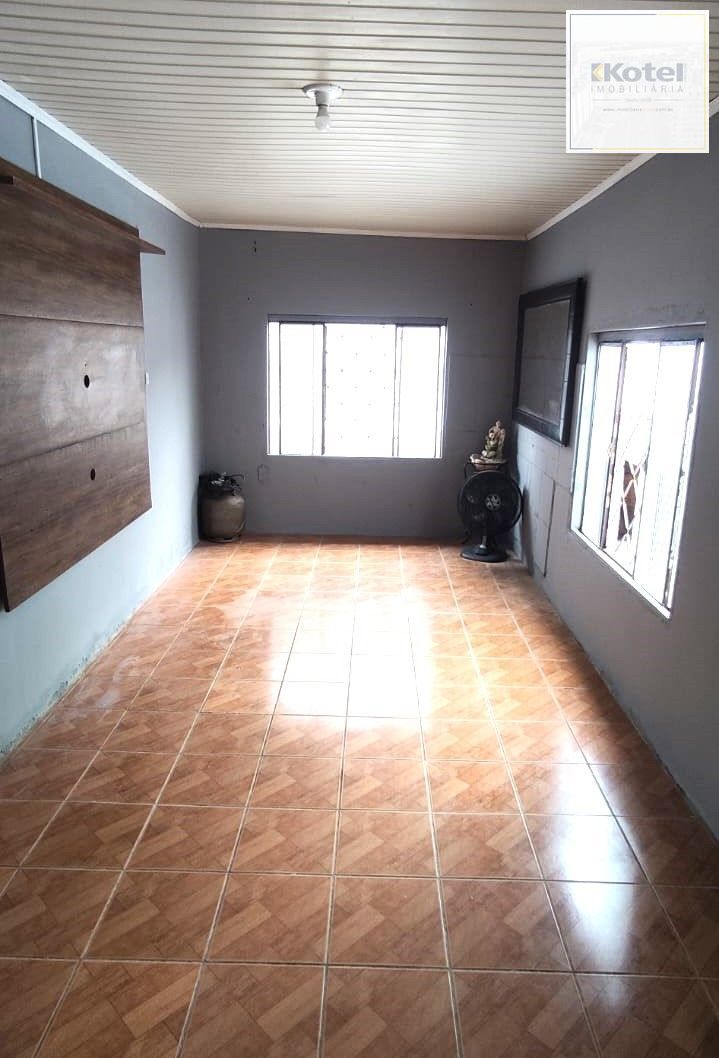Casa no Sarandi de 2 dormitórios e pátio com piscina — foto 5