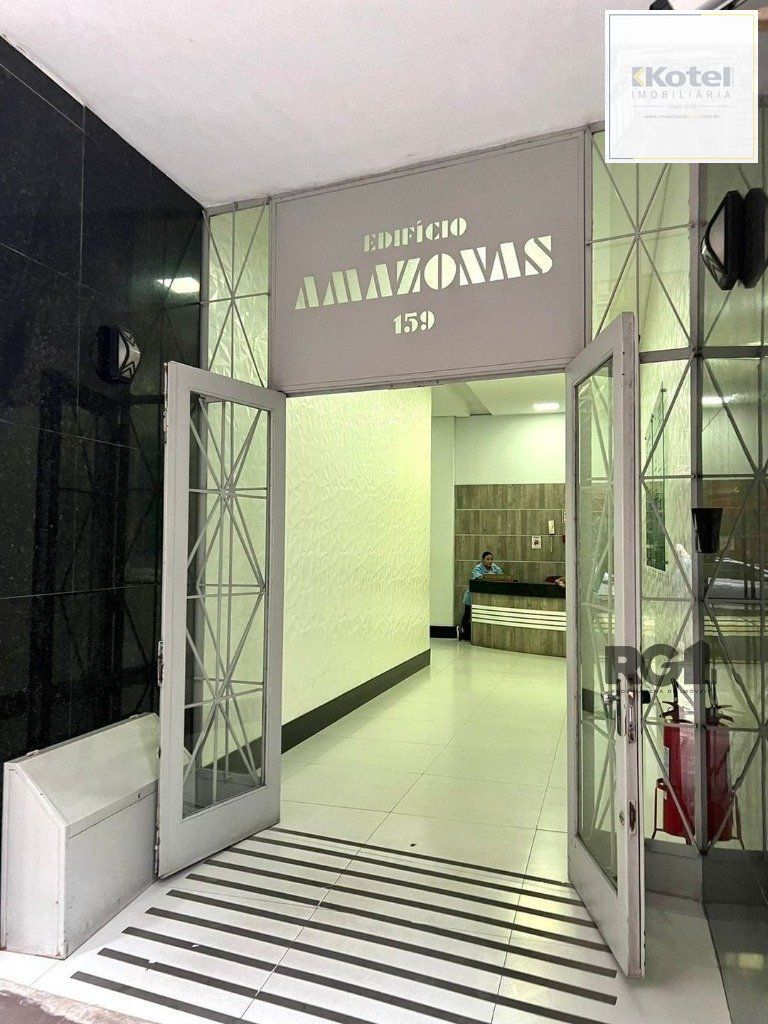 Apartamento JK no Centro desocupado