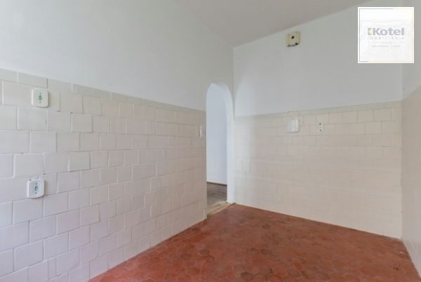 Apartamento no Partenon térreo de 2 dormitórios e 2 pátios DESOCUPADO — foto 4