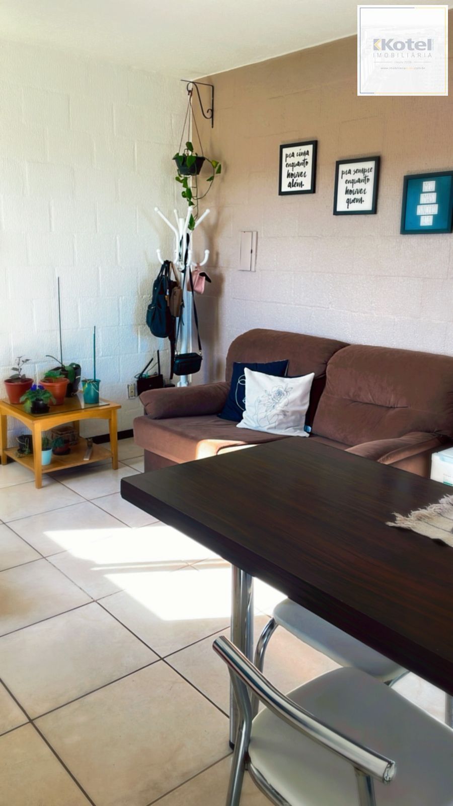 Apartamento de 2 dormitórios e *vaga na Cavalhada