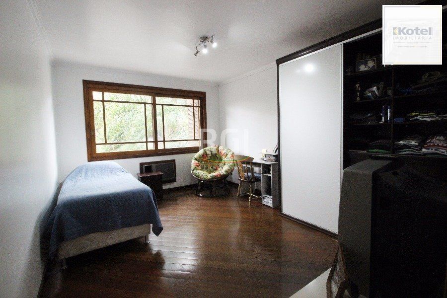 Casa para Venda - 280m², 3 dormitórios, 2 vagas - Petrópolis — foto 5