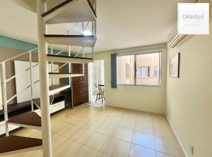 Cobertura DUPLEX no Partenon de 3 dormitórios vaga e terraço — foto 5
