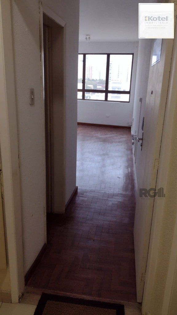 Sala Comercial à venda, 24m², Passo da Areia - Porto Alegre — foto 4