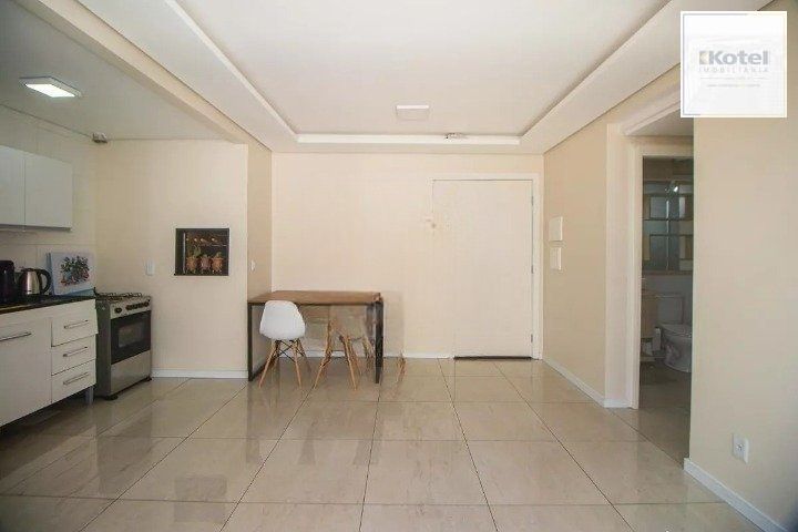 Apartamento com 2 quartos, 1 vaga e 49m² para vender por R$ 273.000 — foto 2