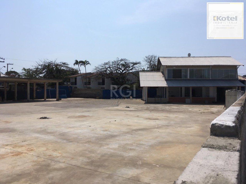Casa Comercial para Venda - 250m², 0 dormitórios, Ponta das Canas — foto 2