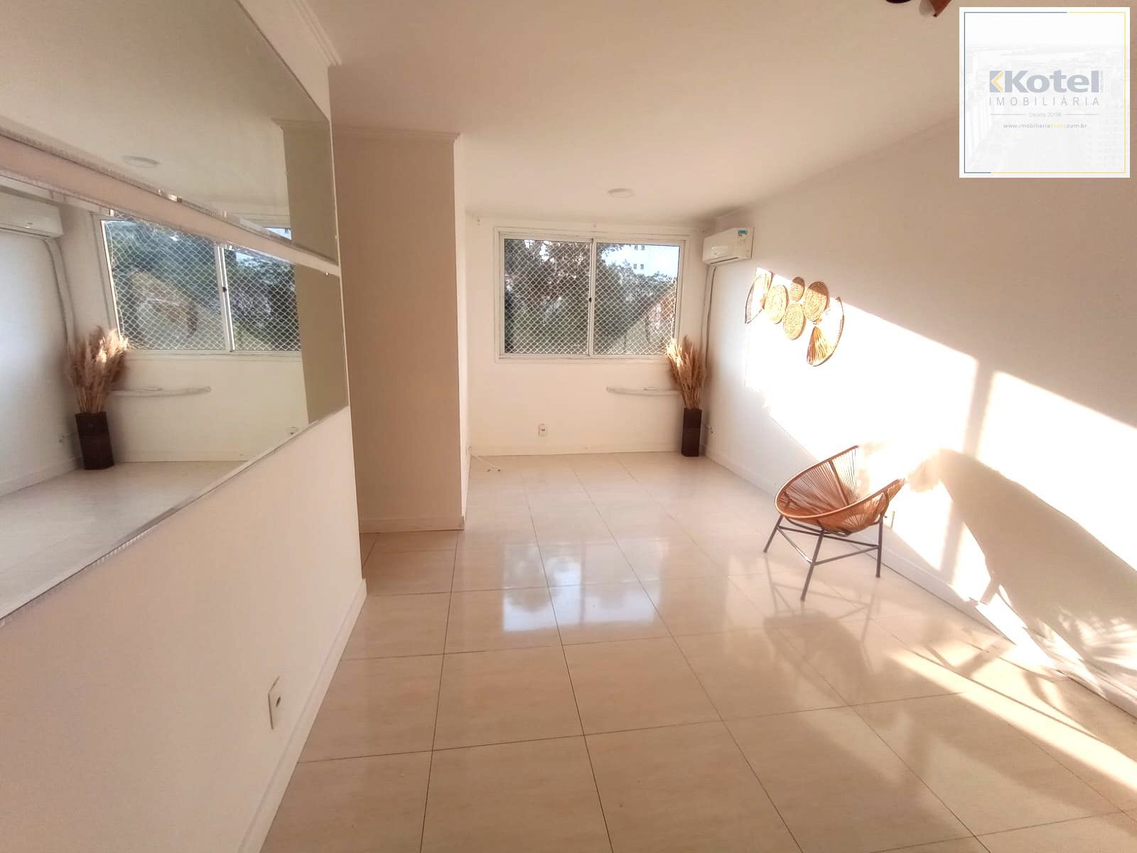 Apartamento no Arboretto de 3 dormitórios infra e vaga DESOCUPADO — foto 3