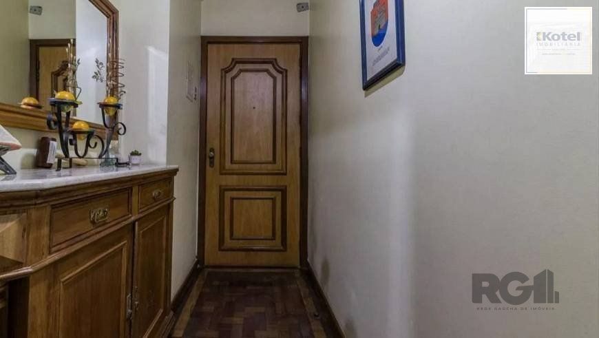 Apartamento de 3 dormitórios na Cidade Baixa