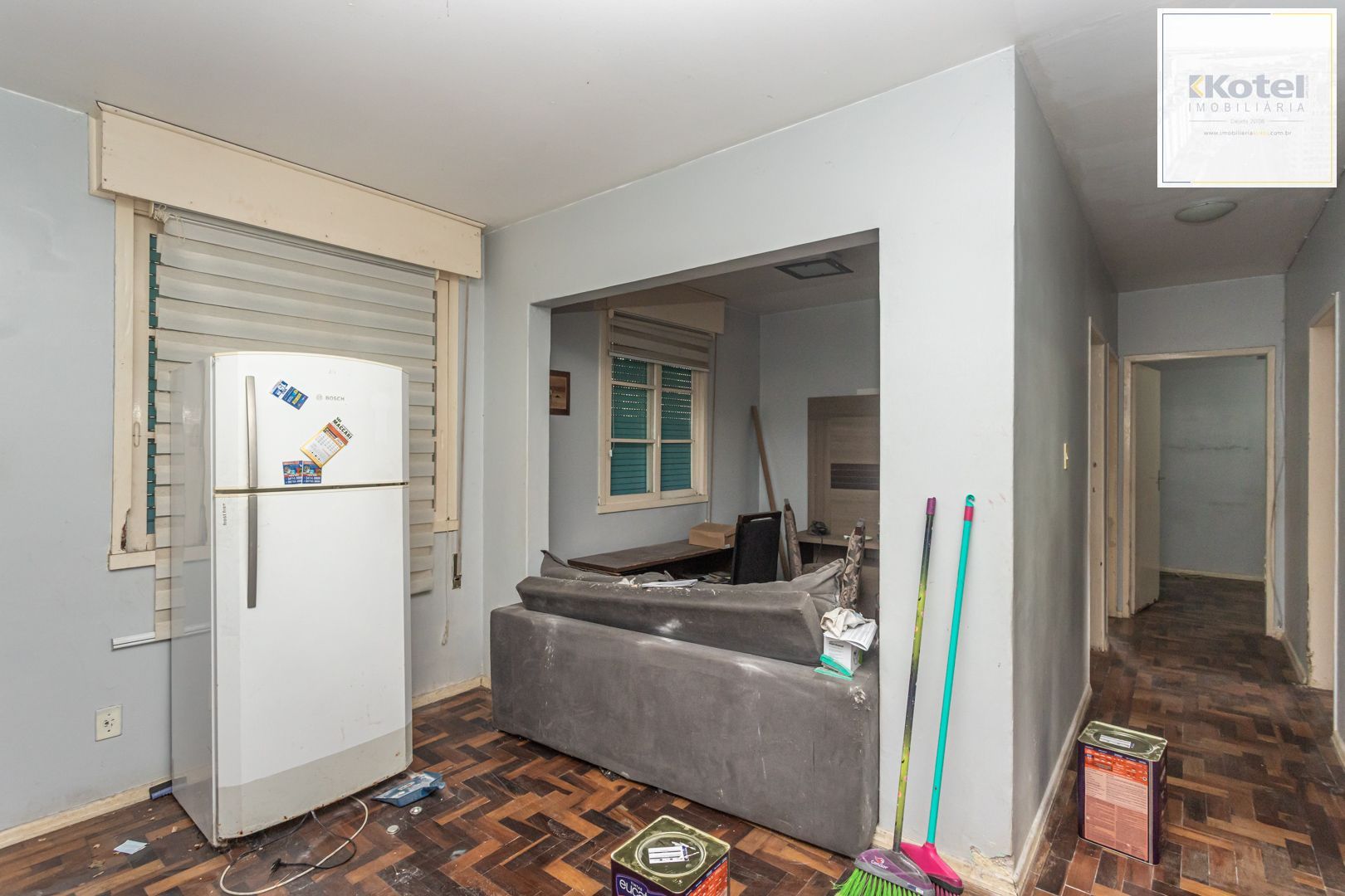 Apartamento no bairro Teresópolis de 3 dormitórios e vaga rotativa DESOCUPADO — foto 2