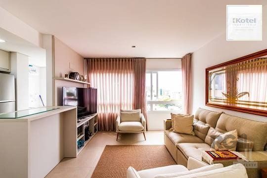 Apartamento  no Menino Deus de 3 dormitórios e 2 vagas — foto 2