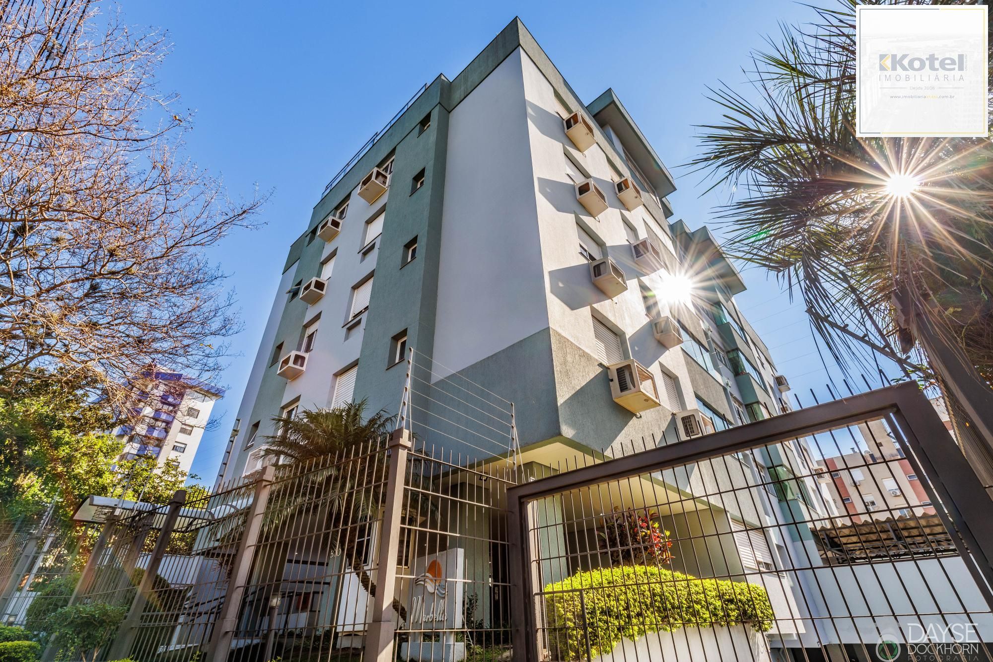 Apartamento no bairro Higienópolis de 3 dormitórios e vaga DESOCUPADO