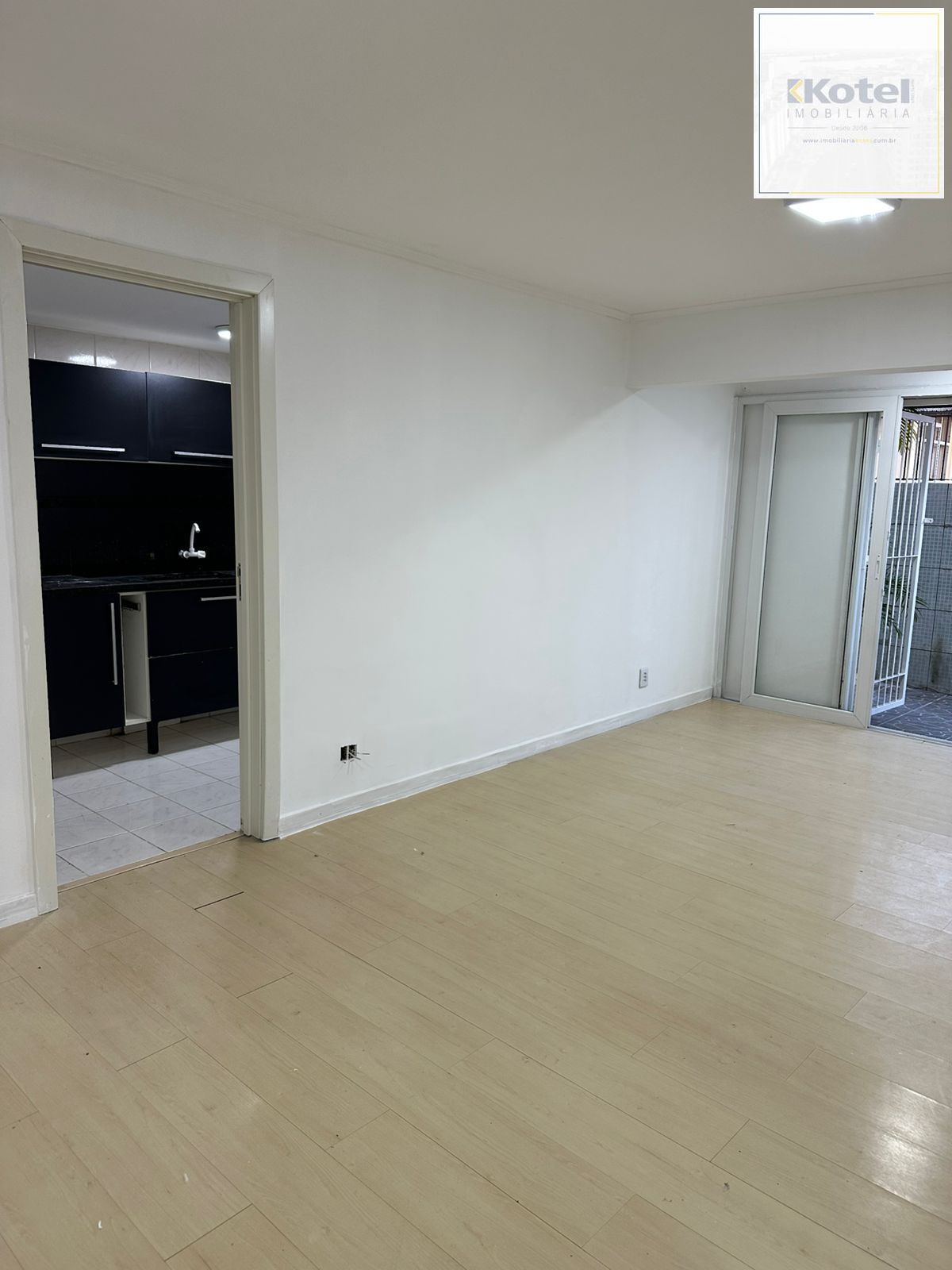 Apartamento com 3 Quartos, térreo com pátio privativo, 1 vaga coberta à Venda, 88m² privativos, só R$ 299.000