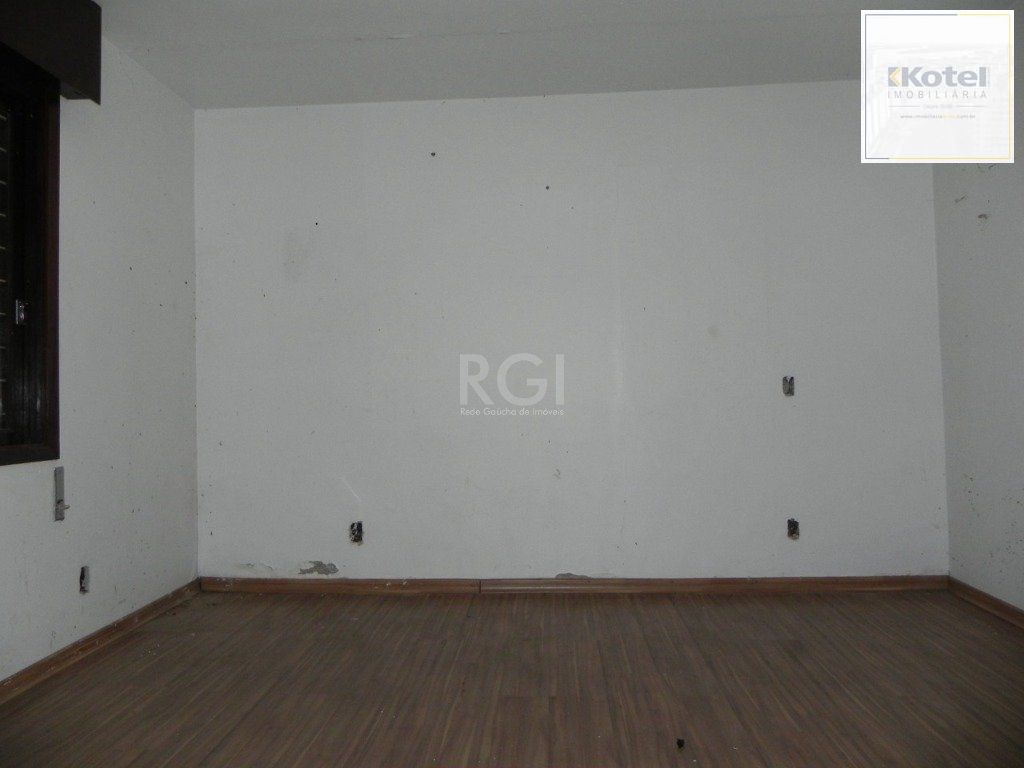 Casa para Venda - 110m², 4 dormitórios, sendo 1 suites, 4 vagas - Jardim Itu — foto 4