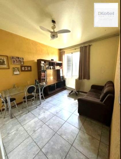 Apartamento no Centro de 2 dormitórios DESOCUPADO
