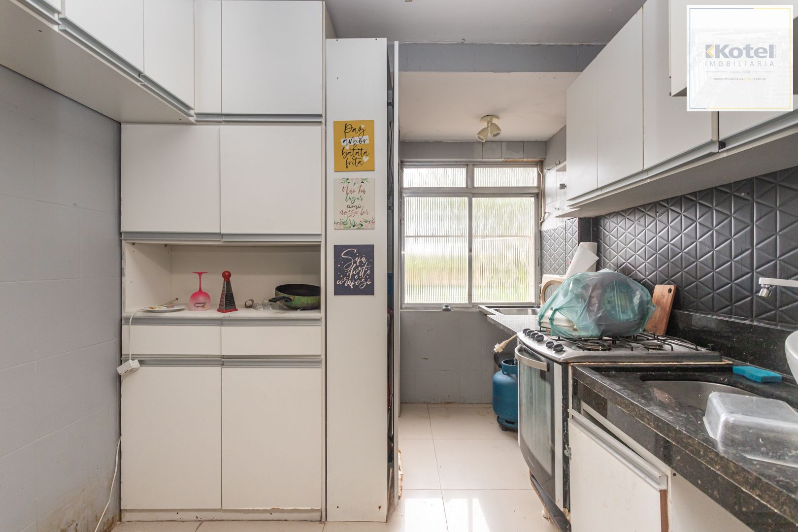 Apartamento no bairro Teresópolis de 3 dormitórios e vaga rotativa DESOCUPADO — foto 5