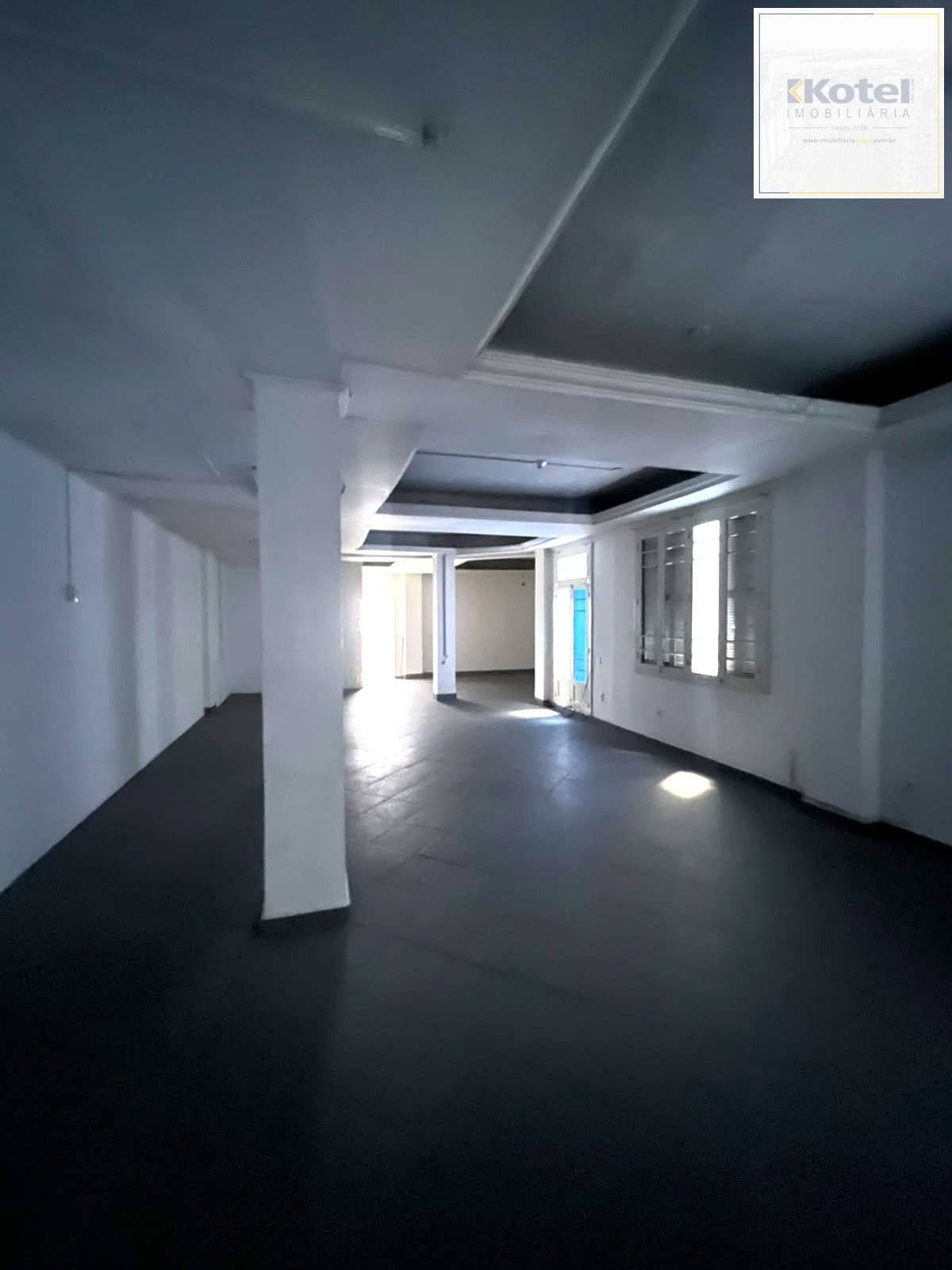 Apartamento no Centro com 122m² DESOCUPADO