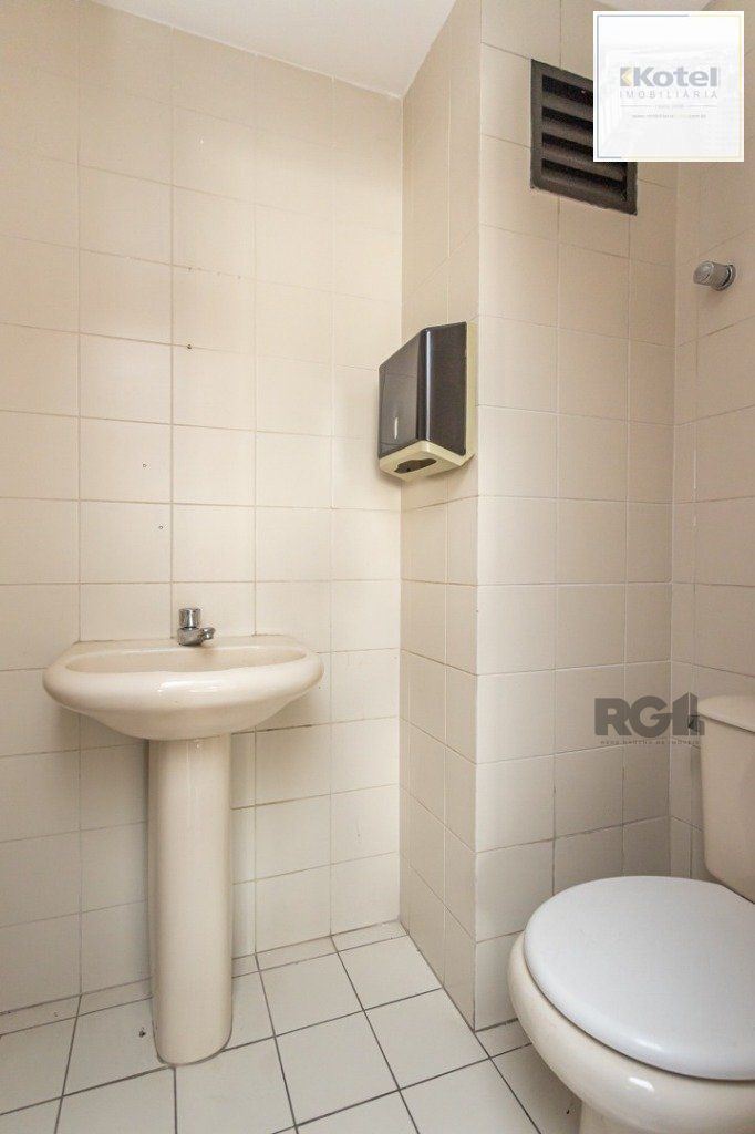 Sala Comercial à venda, 34m², Menino Deus - Porto Alegre