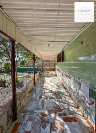 Casa no Balneário de Pinhal de 3 dormitórios e amplo pátio