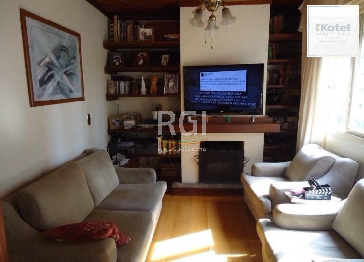 Cobertura para Venda - 255.99m², 5 dormitórios, sendo 1 suites, 2 vagas - Menino Deus