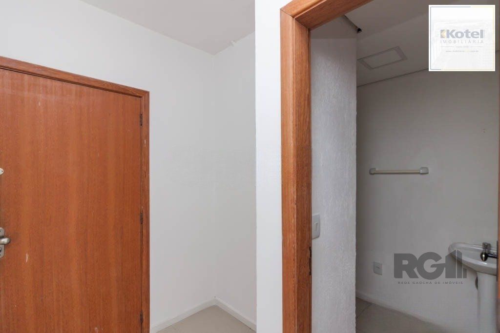 Sala Comercial à venda, 32m², São João - Porto Alegre