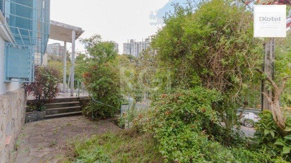 Casa de 3 dormitórios, 2 vagas - Petrópolis — foto 4